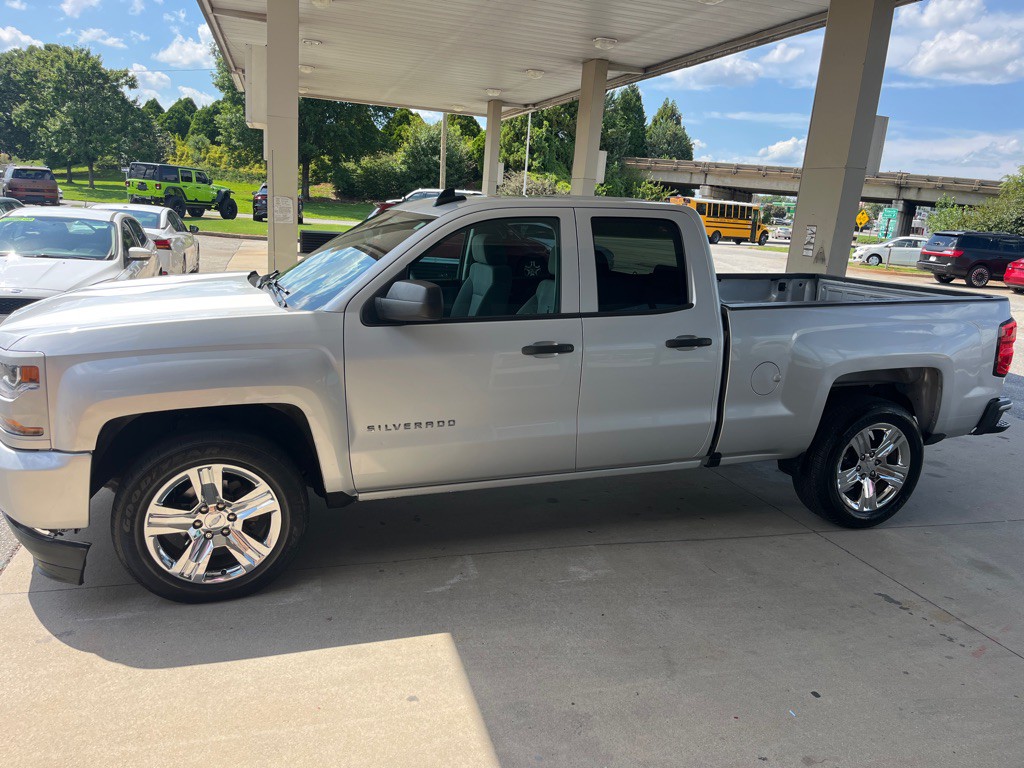 2018 Chevrolet Silverado 1500 Image 5