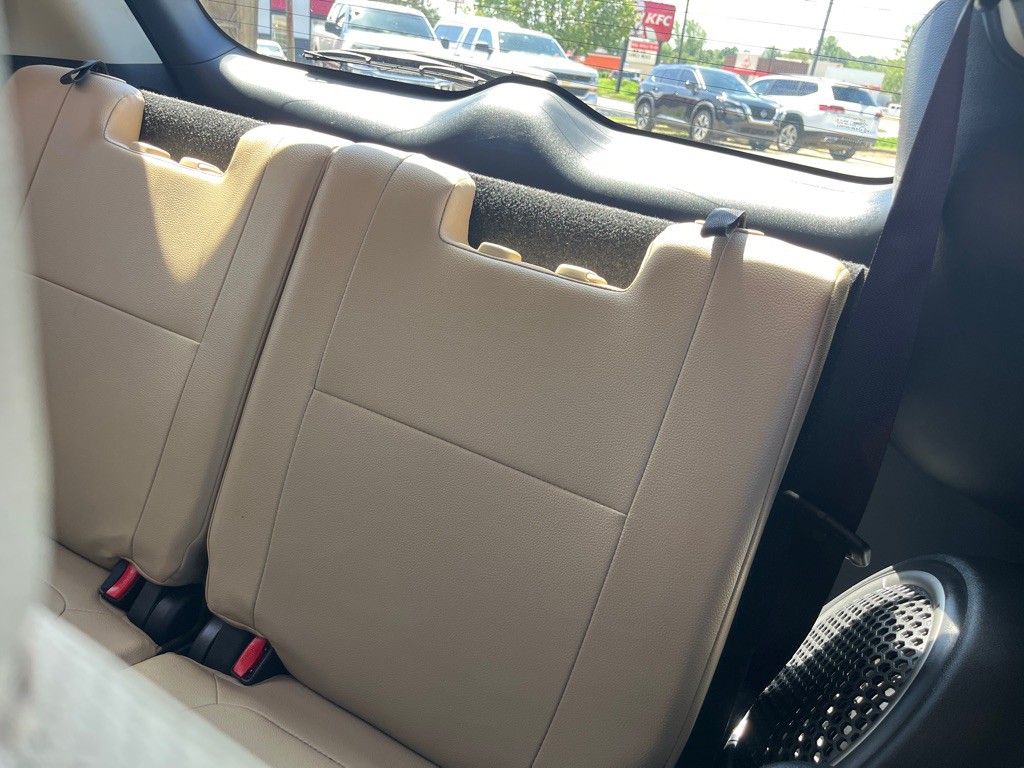 2018 Mitsubishi Outlander Image 12