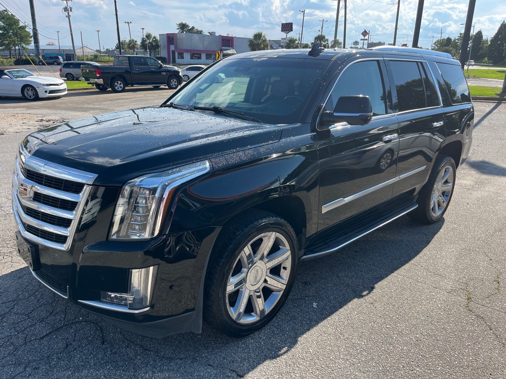 2019 Cadillac Escalade Image 1
