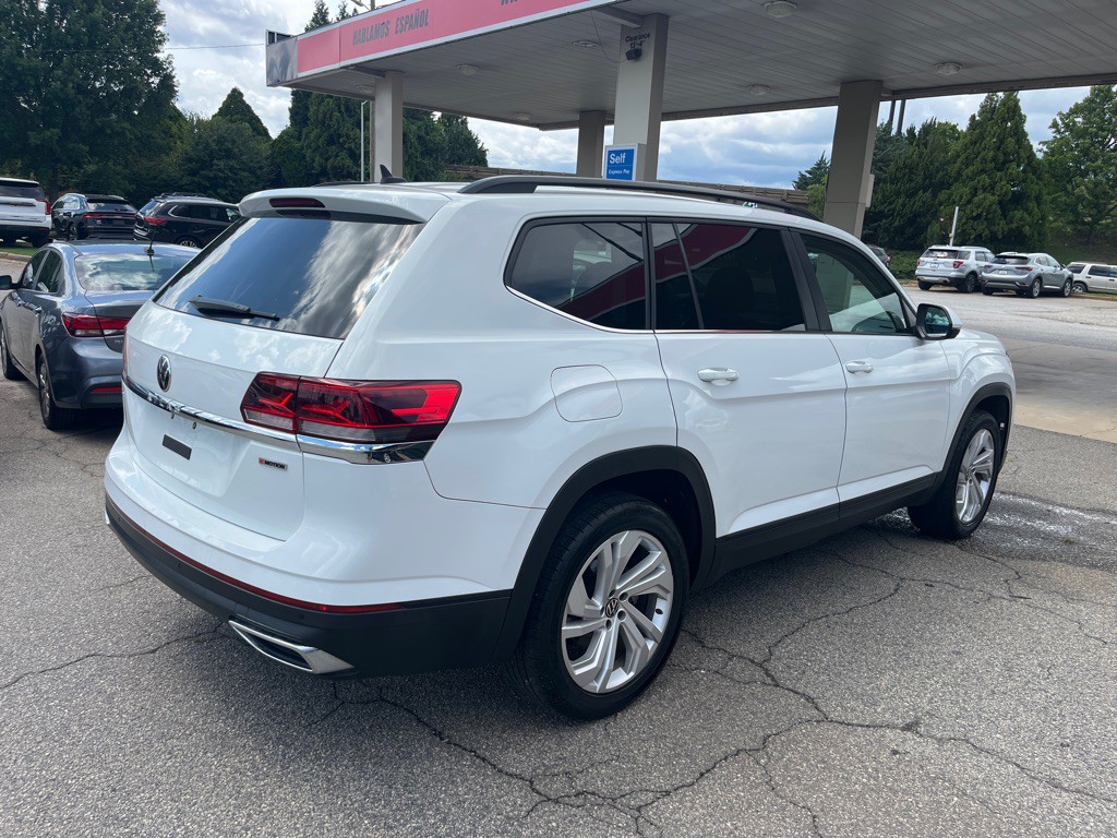 2021 Volkswagen Atlas Image 3