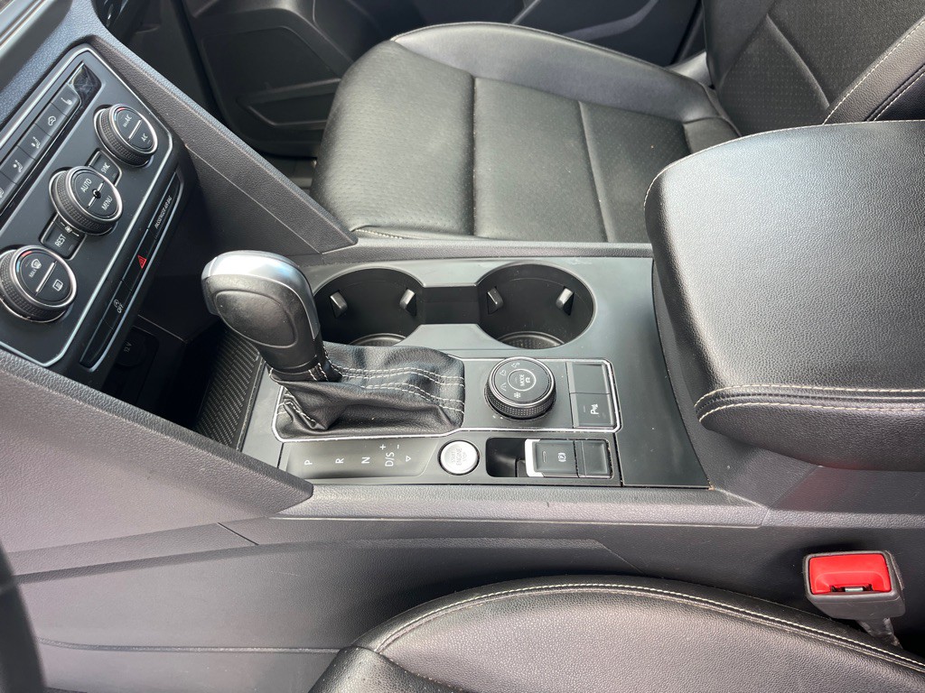 2021 Volkswagen Atlas Image 10