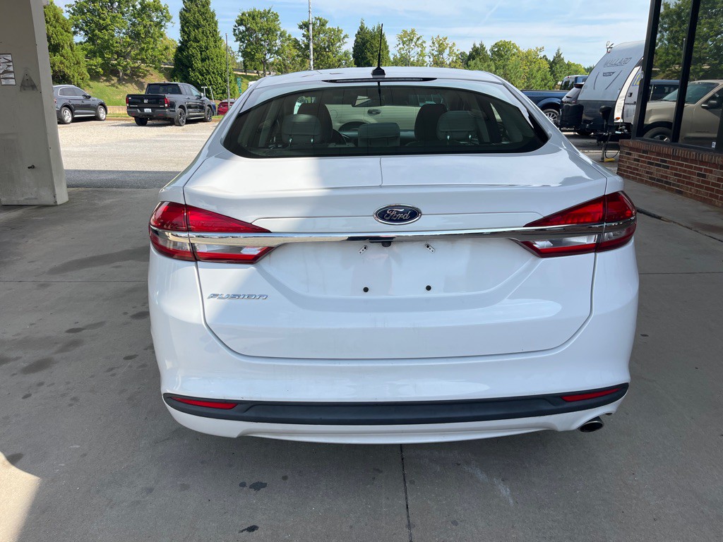 2018 Ford Fusion Image 6