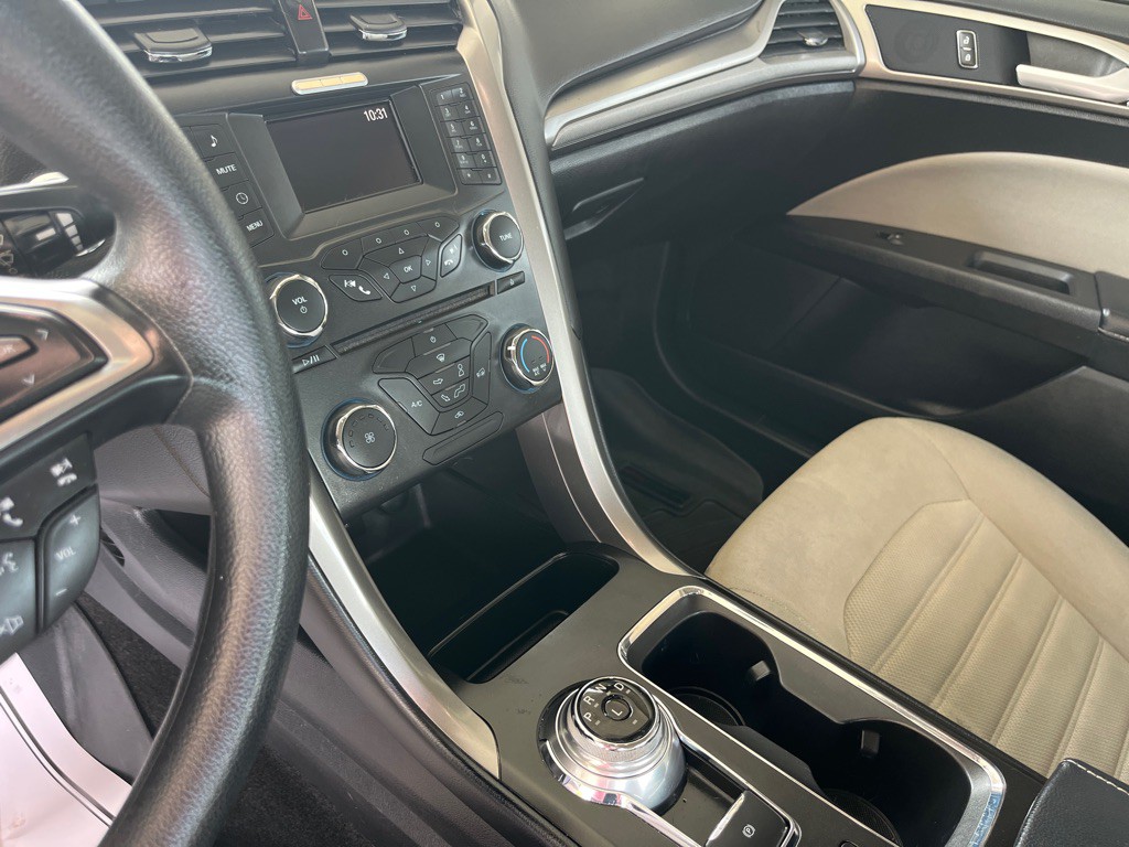 2018 Ford Fusion Image 9