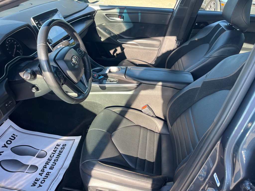 2022 Toyota Avalon Image 9