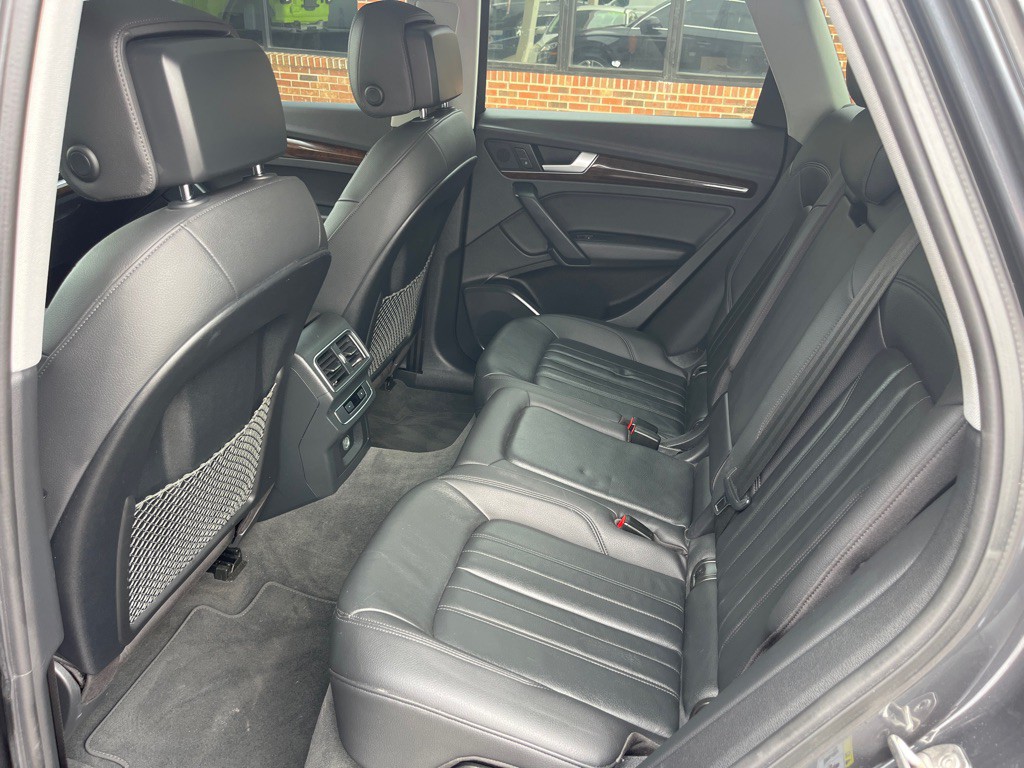 2019 Audi Q5 Image 11