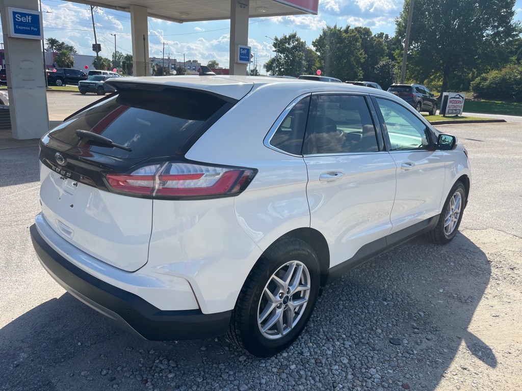 2021 Ford Edge Image 3