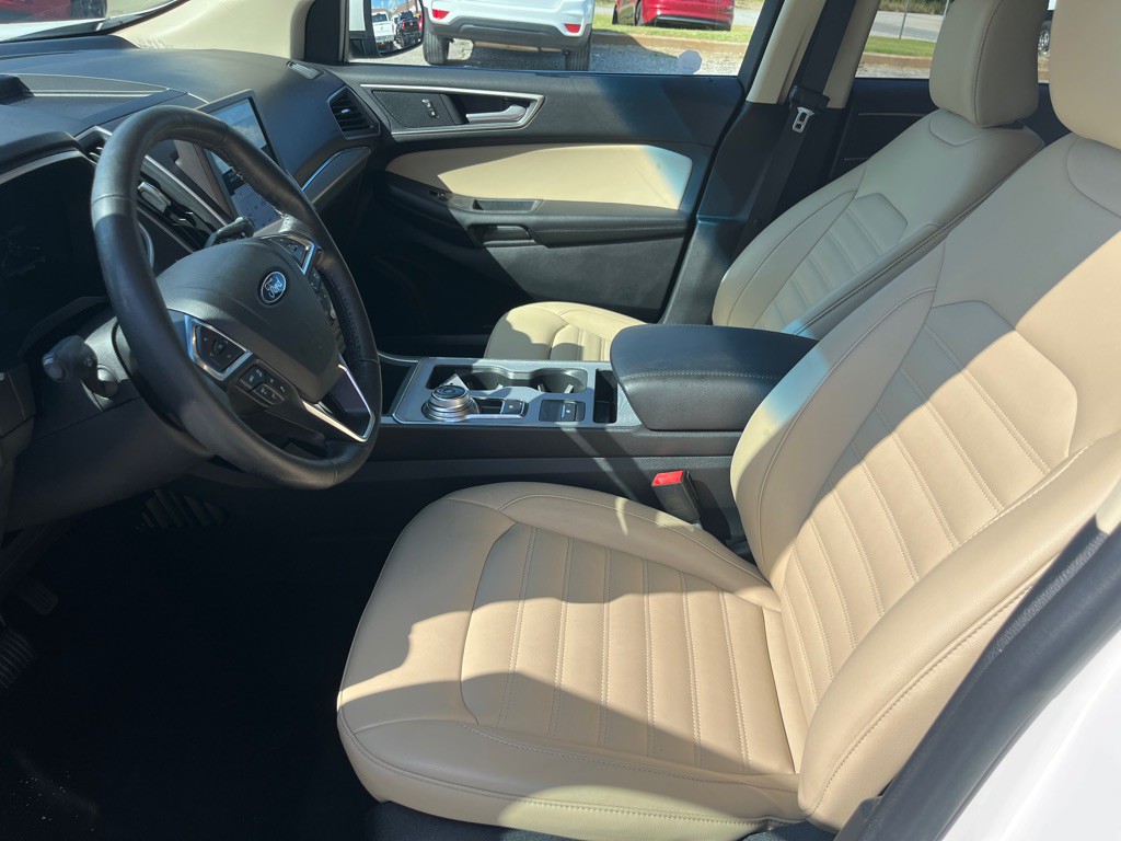 2021 Ford Edge Image 5