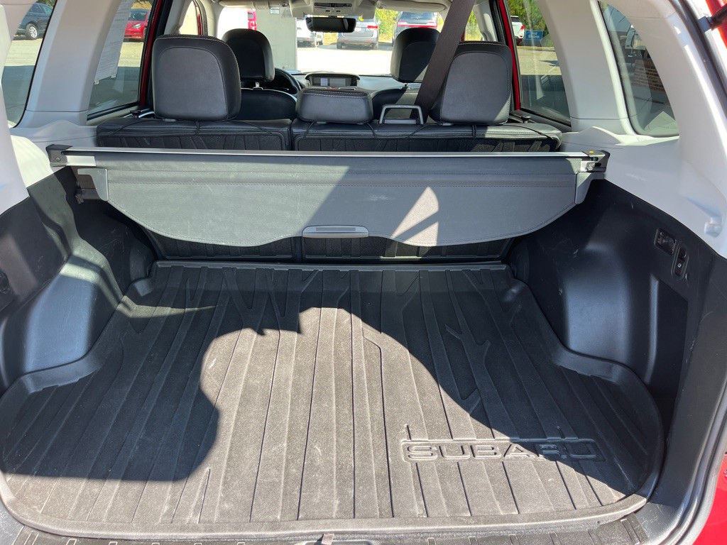 2017 Subaru Forester Image 13