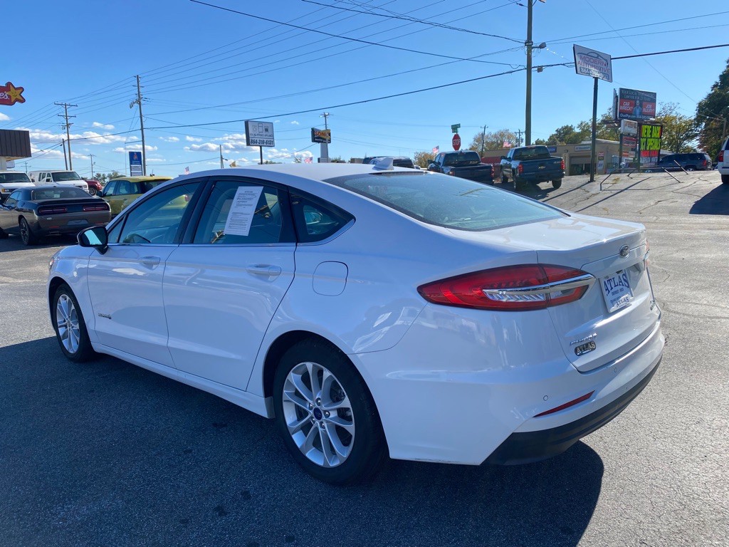 2019 Ford Fusion Image 3