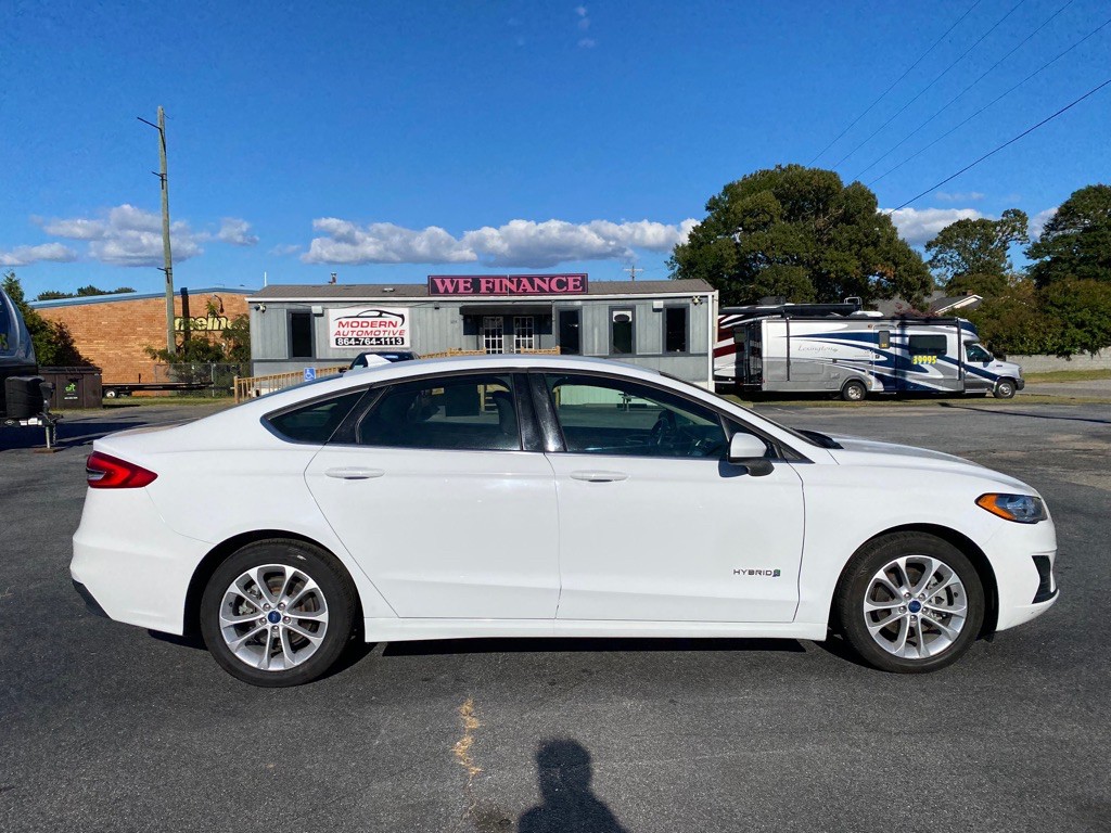 2019 Ford Fusion Image 5