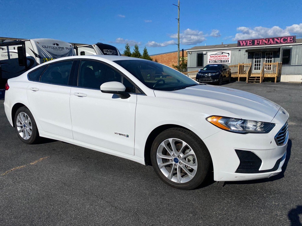 2019 Ford Fusion Image 6