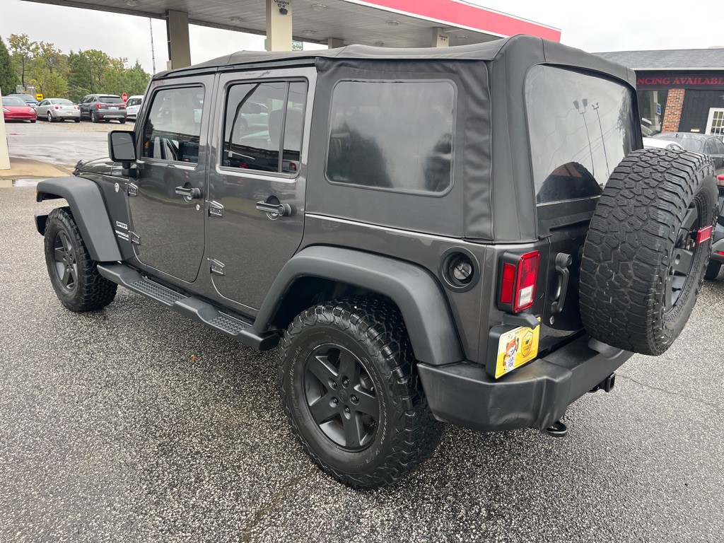 2016 Jeep Wrangler Unlimited Image 2