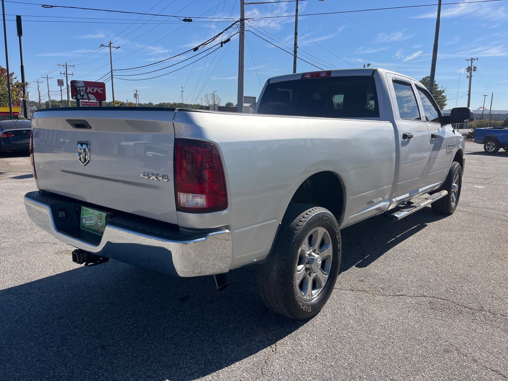 2016 RAM 2500 Image 3