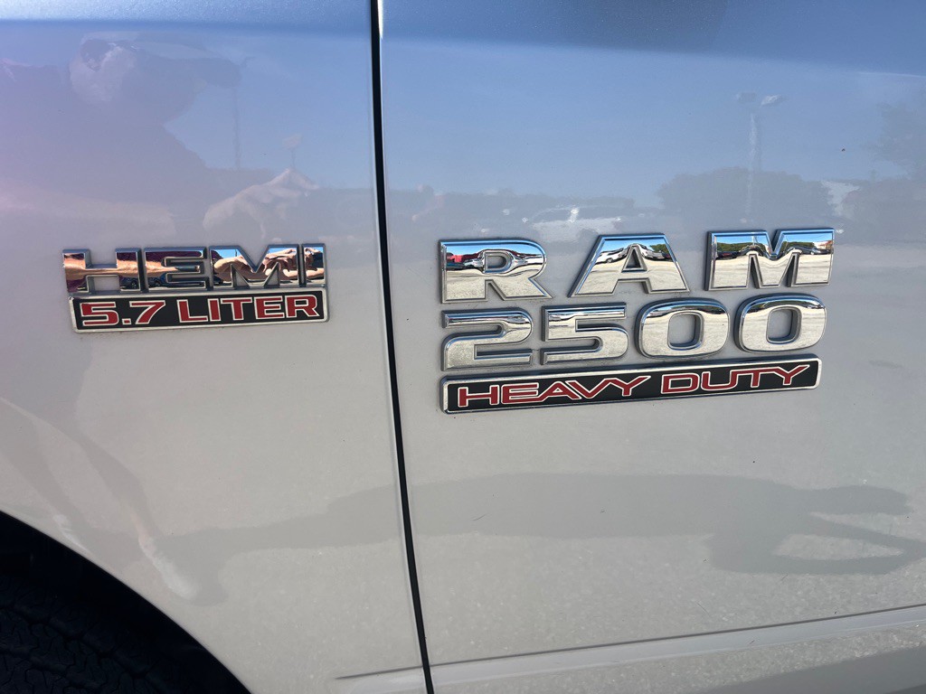 2016 RAM 2500 Image 8