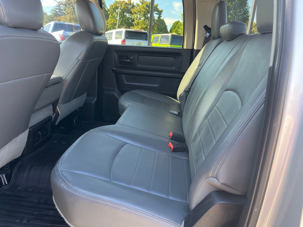 2016 RAM 2500 Image 12