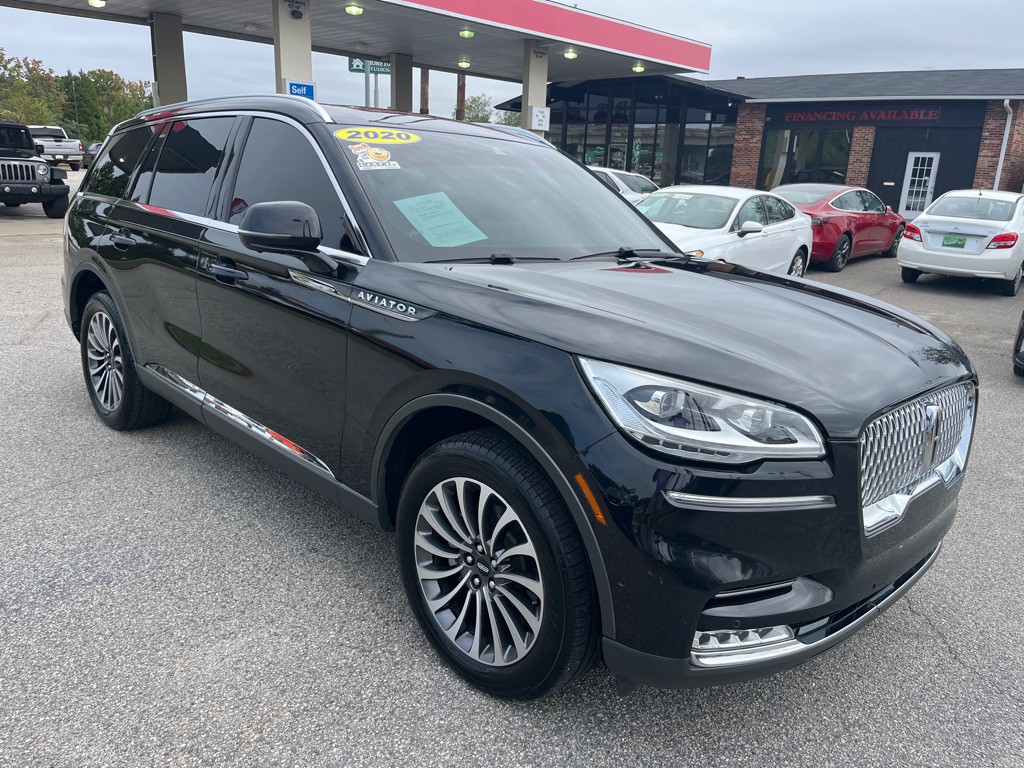 2020 Lincoln Aviator Image 4