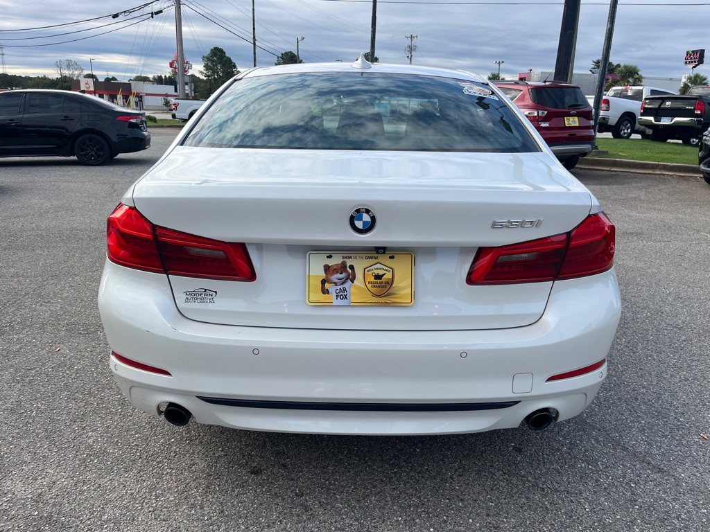2019 BMW 5 Series Image 6