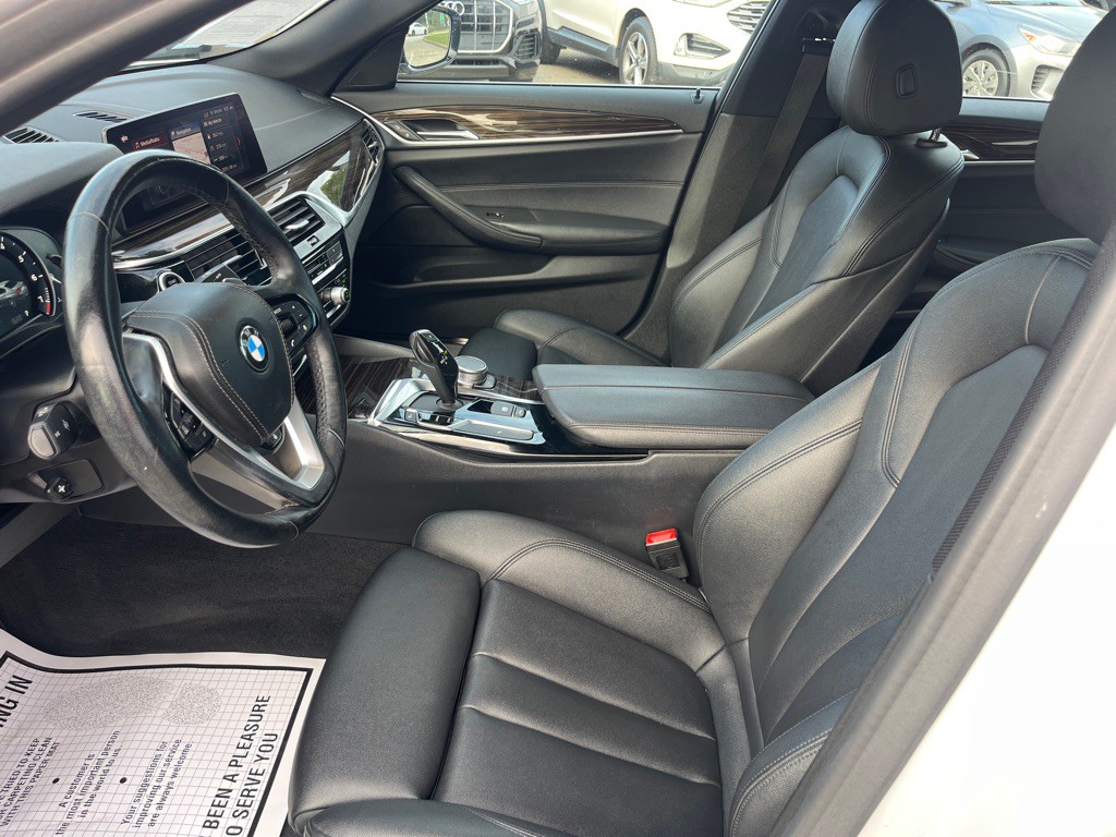 2019 BMW 5 Series Image 9