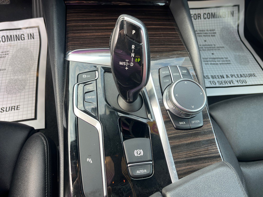 2019 BMW 5 Series Image 15