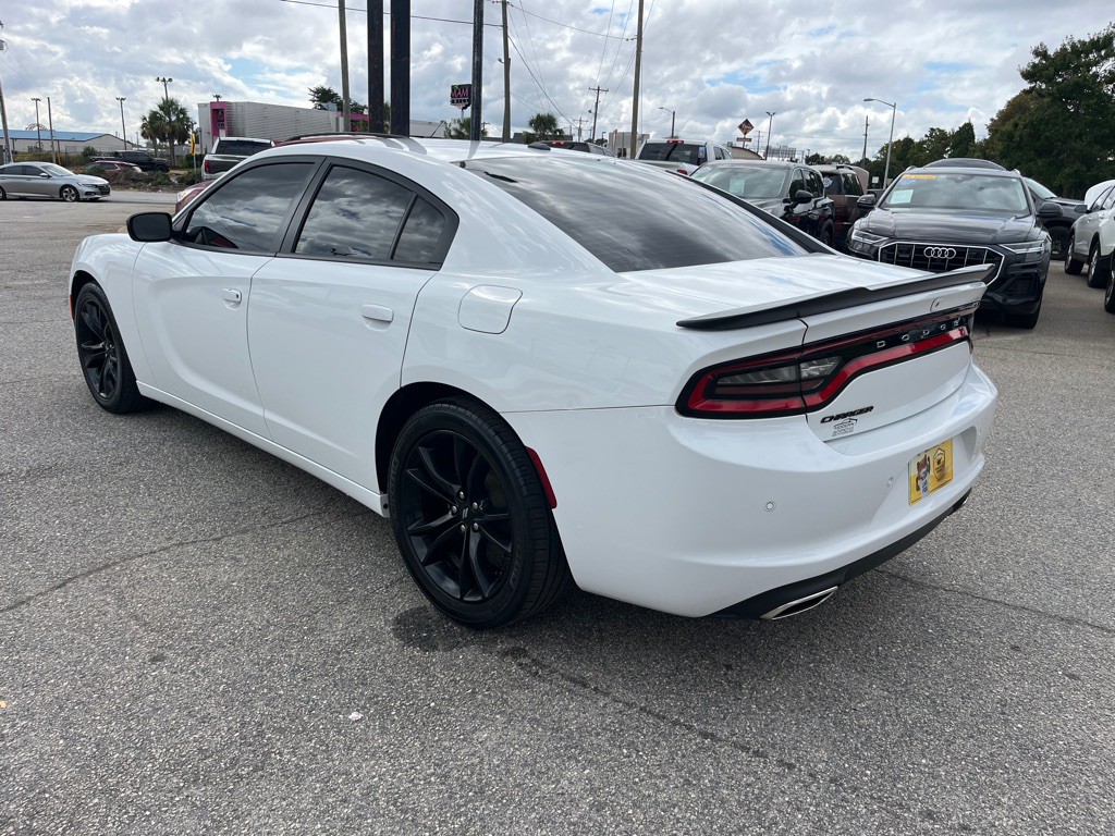 2018 Dodge Charger Image 2