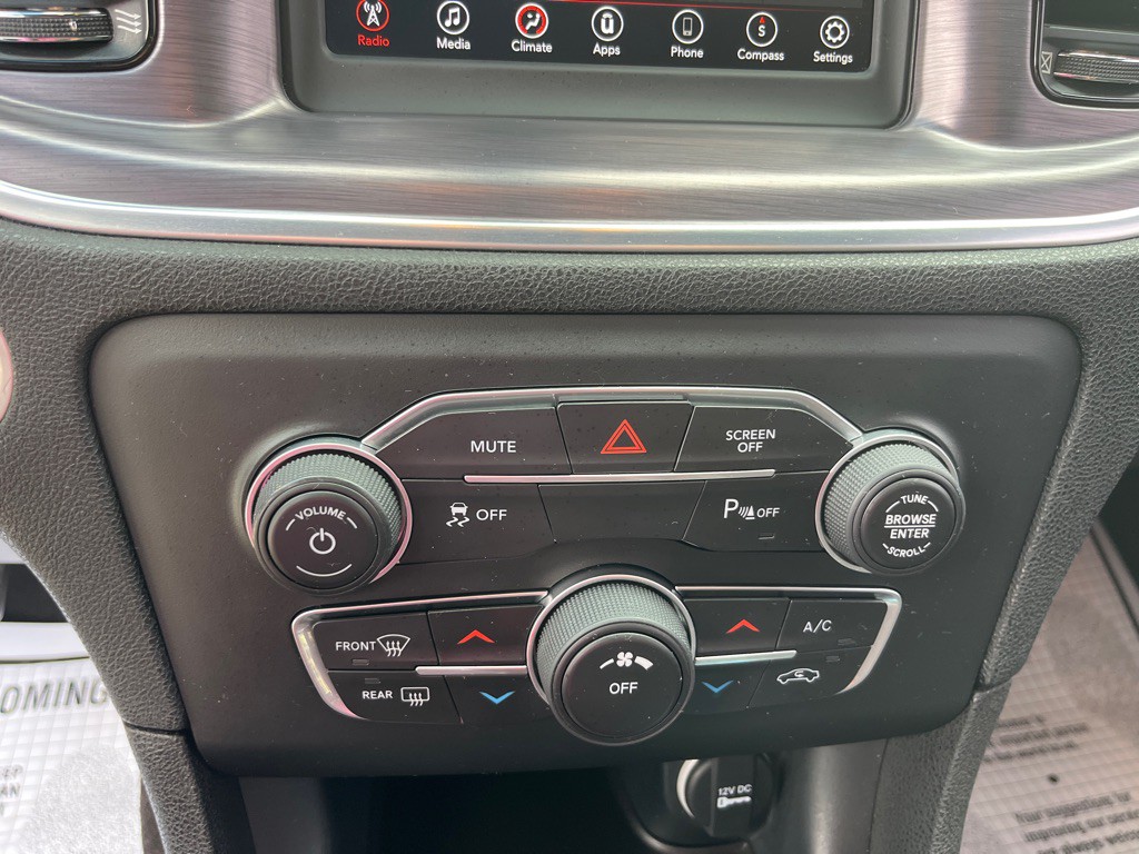 2018 Dodge Charger Image 12