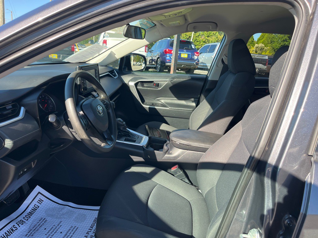 2019 Toyota Rav4 Image 7