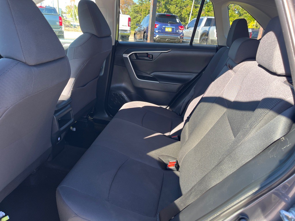 2019 Toyota Rav4 Image 8