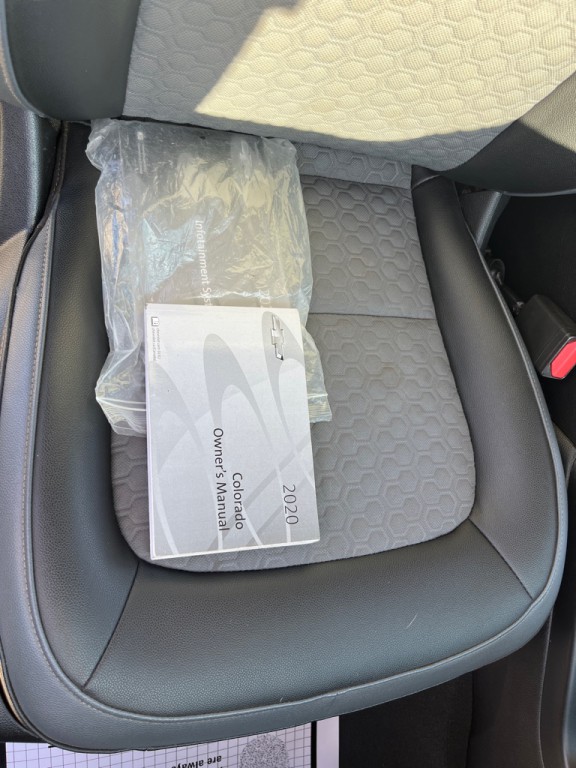 2020 Chevrolet Colorado Image 19