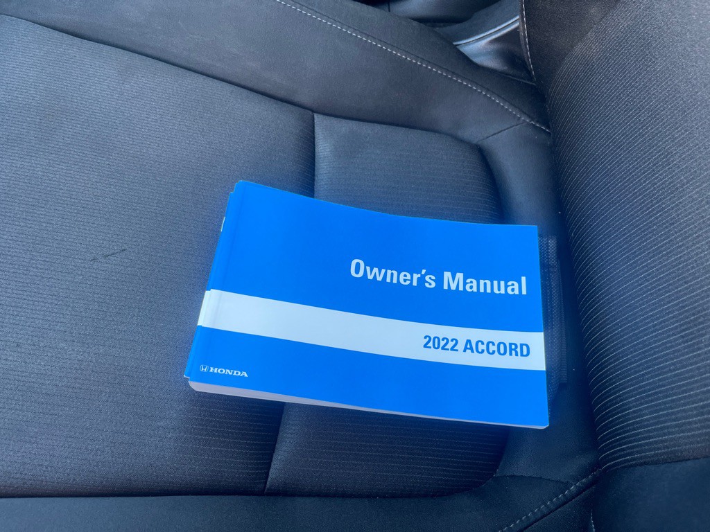 2022 Honda Accord Image 12