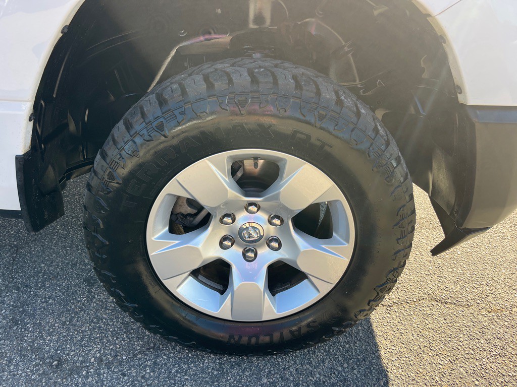 2019 RAM 1500 Image 9