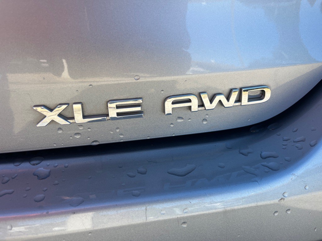 2021 Toyota Highlander Image 7