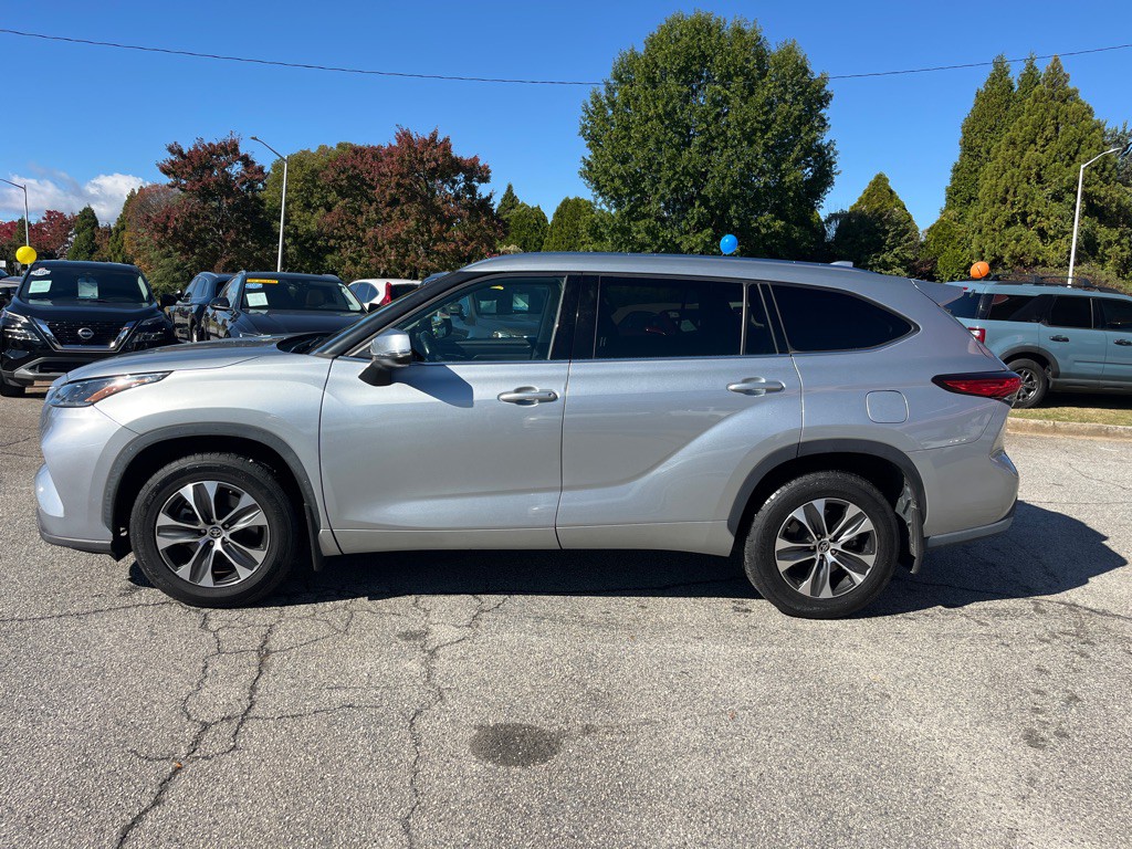 2021 Toyota Highlander Image 9