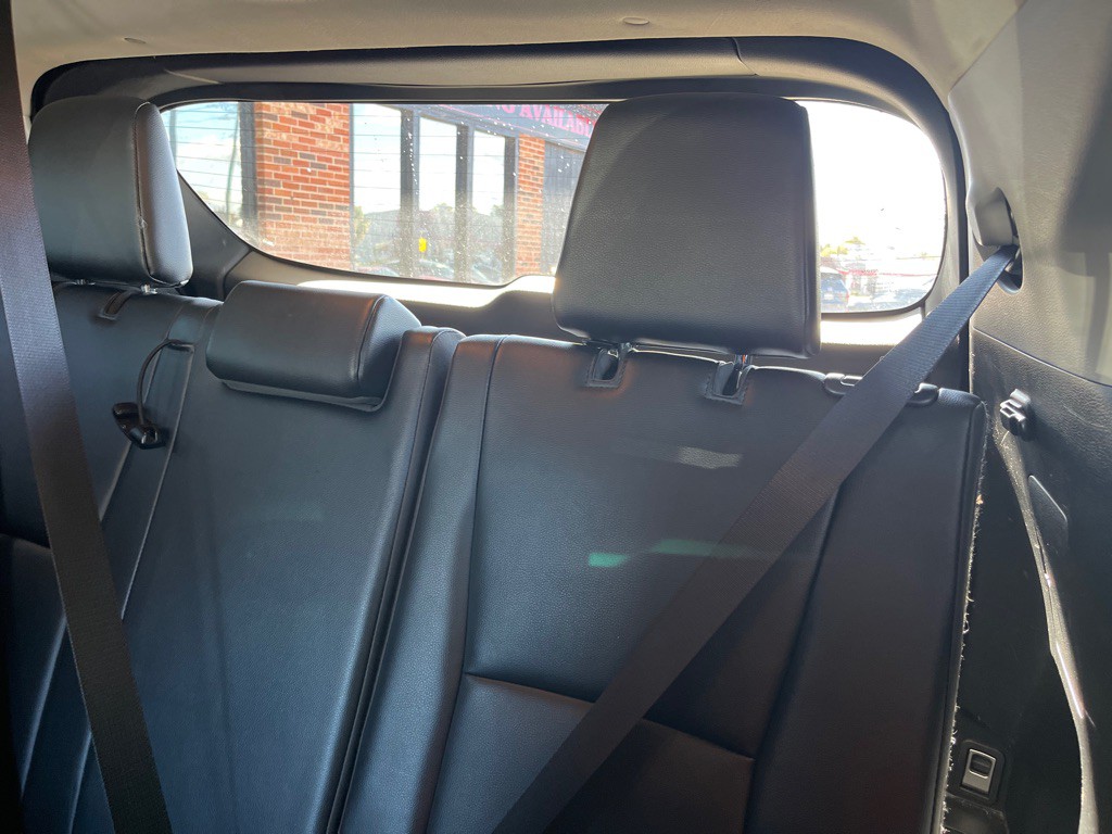 2021 Toyota Highlander Image 16