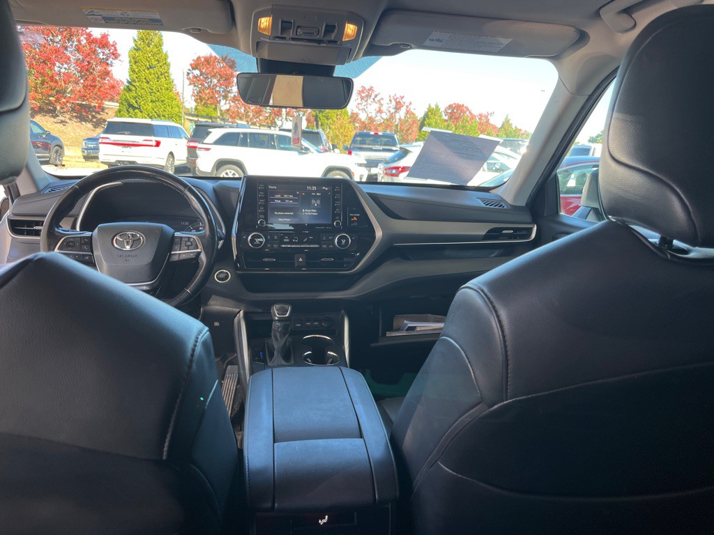 2021 Toyota Highlander Image 19