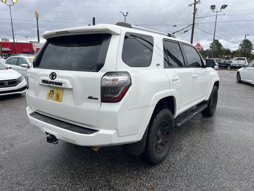 2019 Toyota 4Runner Image 3