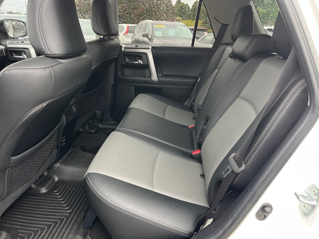 2019 Toyota 4Runner Image 13