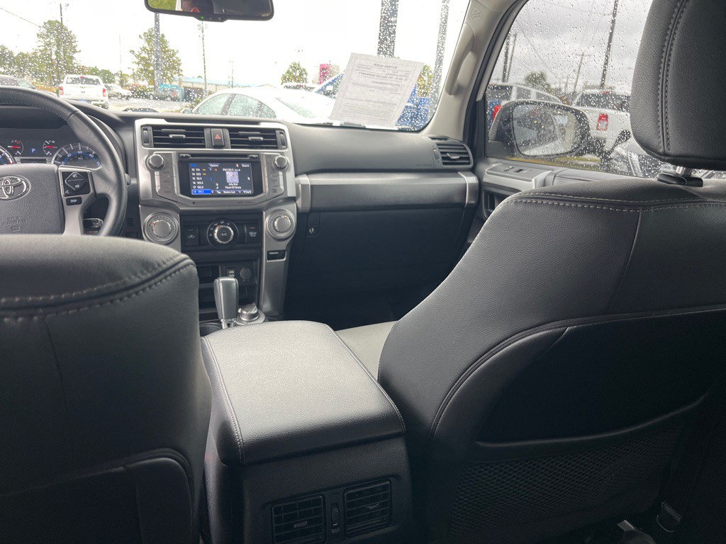 2019 Toyota 4Runner Image 19