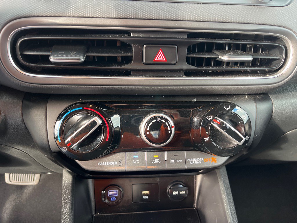 2022 Hyundai Kona Image 14