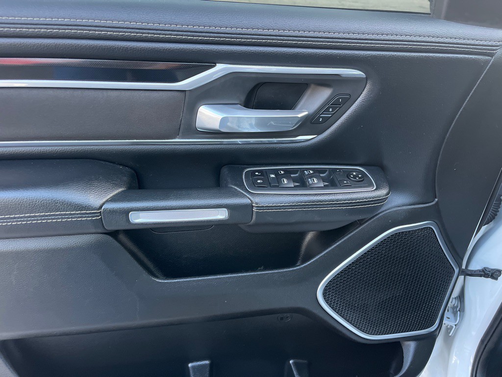 2020 RAM 1500 Image 15