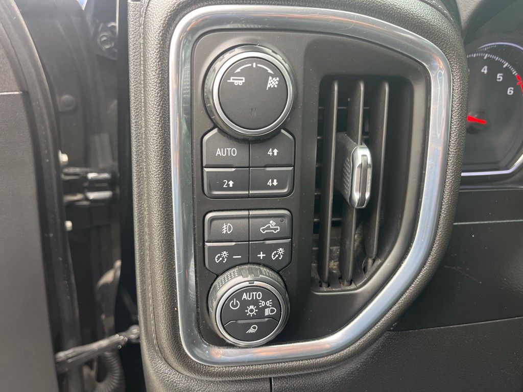2019 Chevrolet Silverado 1500 Image 19