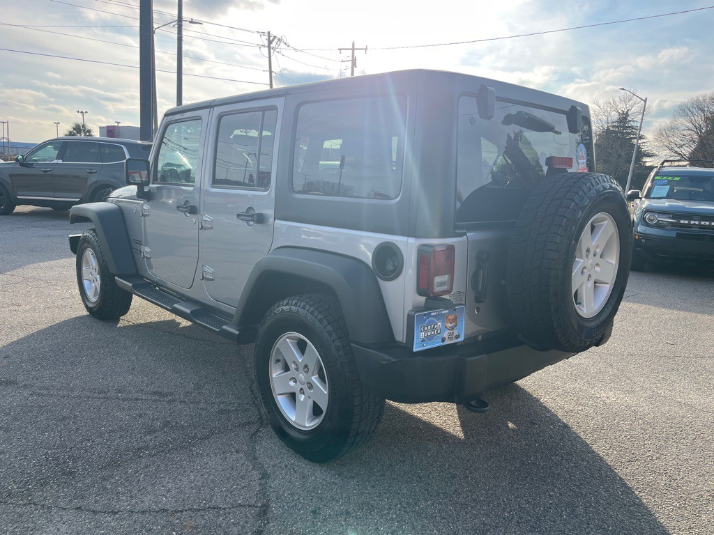 2018 Jeep Wrangler Unlimited Image 2