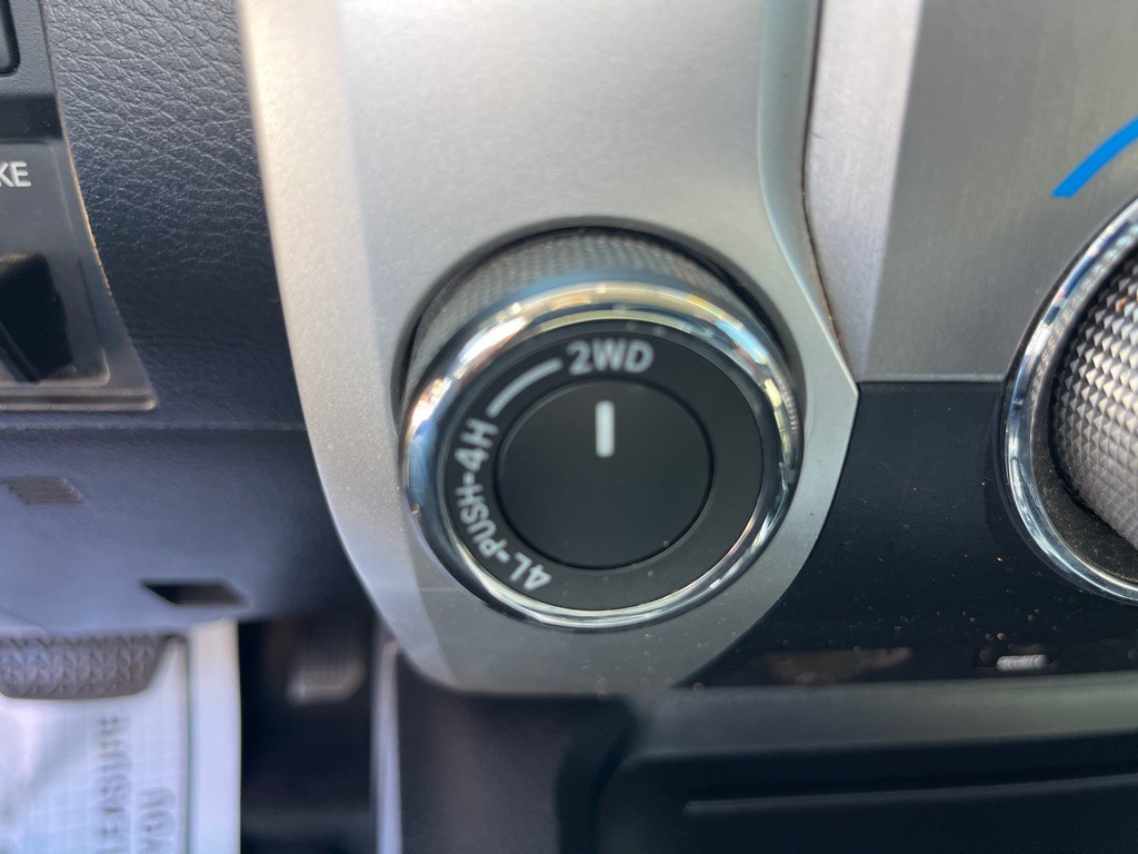 2017 Toyota Tundra Image 19