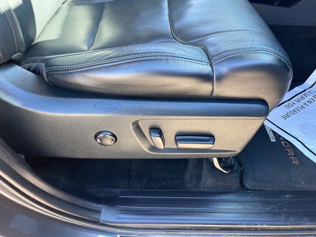 2017 Toyota Tundra Image 32