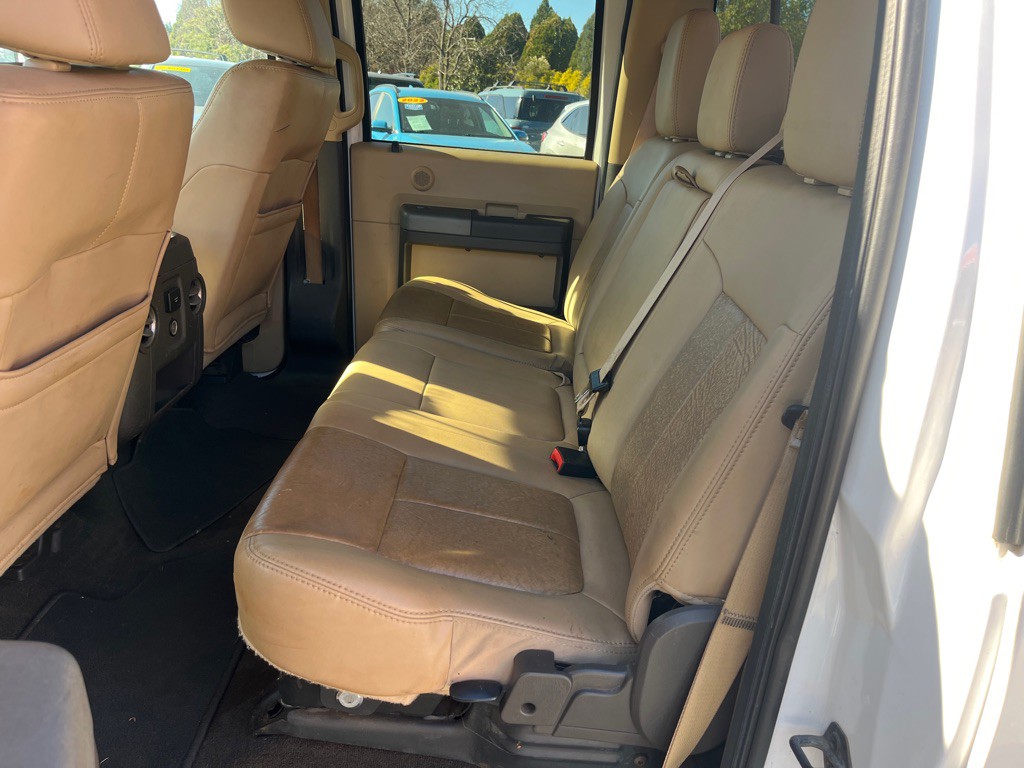 2011 Ford F-350 Image 11