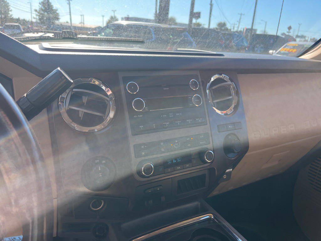 2011 Ford F-350 Image 12