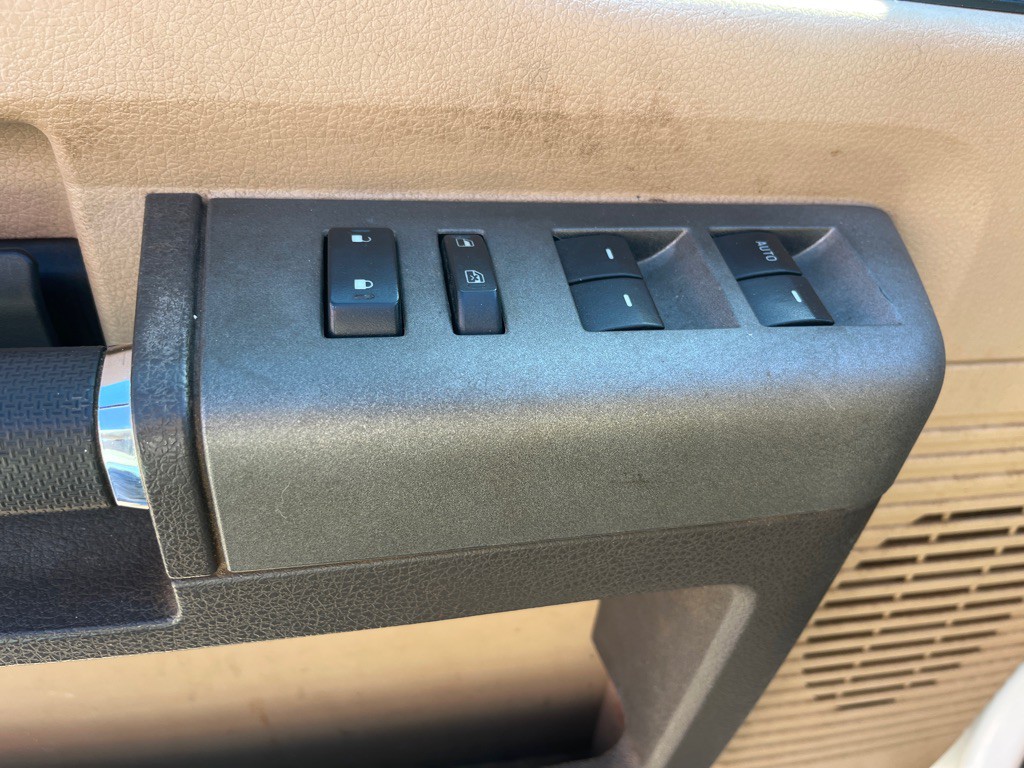 2011 Ford F-350 Image 13