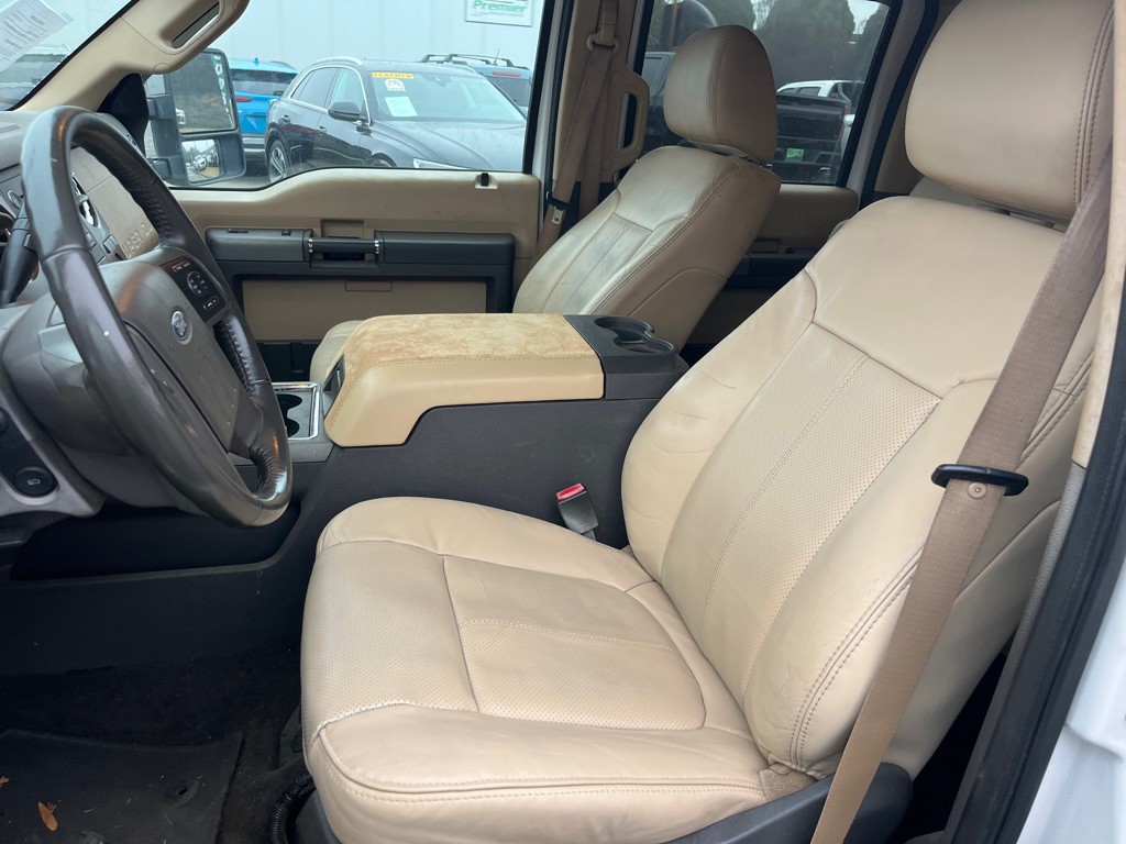 2011 Ford F-350 Image 10