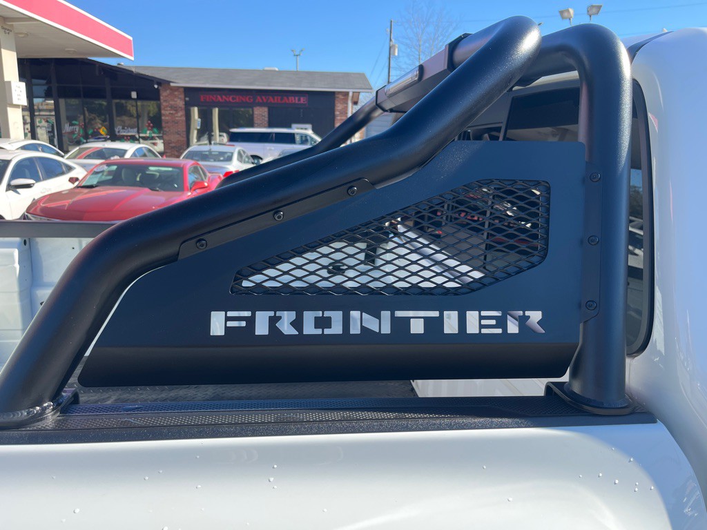 2022 Nissan Frontier Image 10