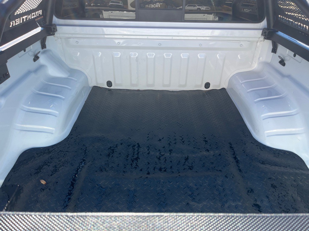 2022 Nissan Frontier Image 13