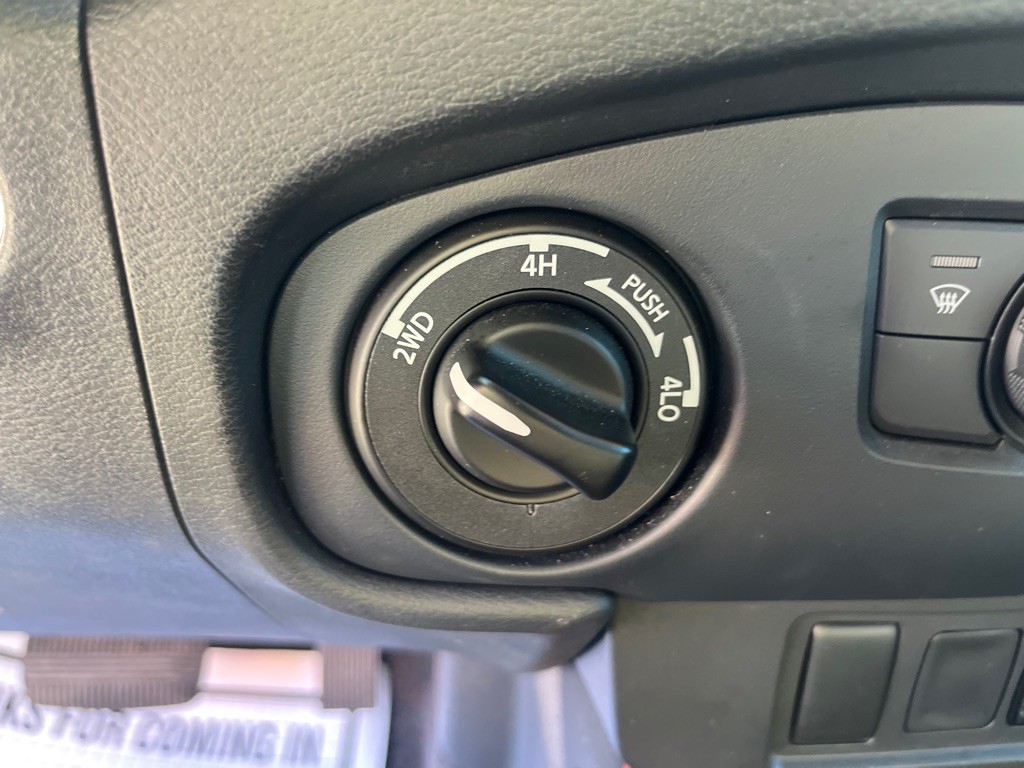 2022 Nissan Frontier Image 18